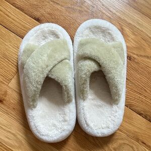 POSEE Pillow Slippers